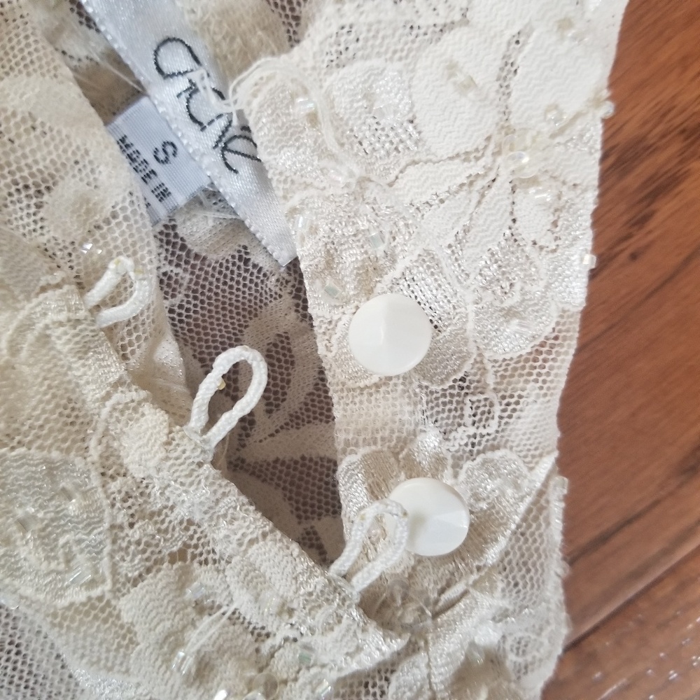 Cache Lace Top - Picture 5 of 7